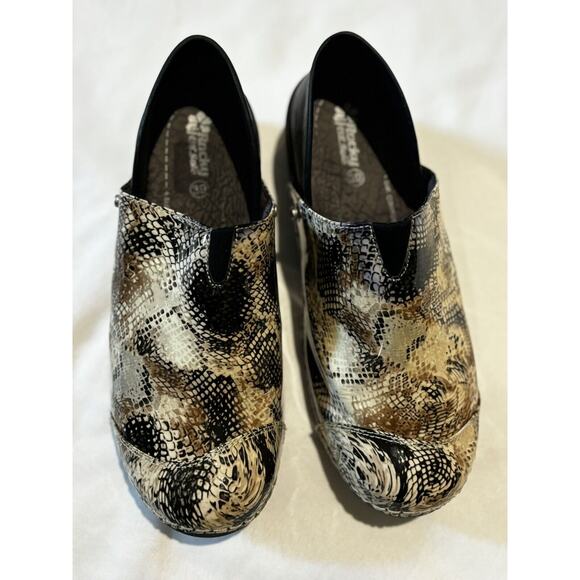 Rocky 4Eur sole Women's Snakeskin Print Teacher Nurse Slides Clogs Sz 39 8 -8.5 - Picture 2 of 8
